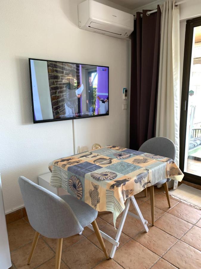 Appartement rue de l'amarrage à PORT GRIMAUD avec Terrasse vue canaux et garage Esterno foto