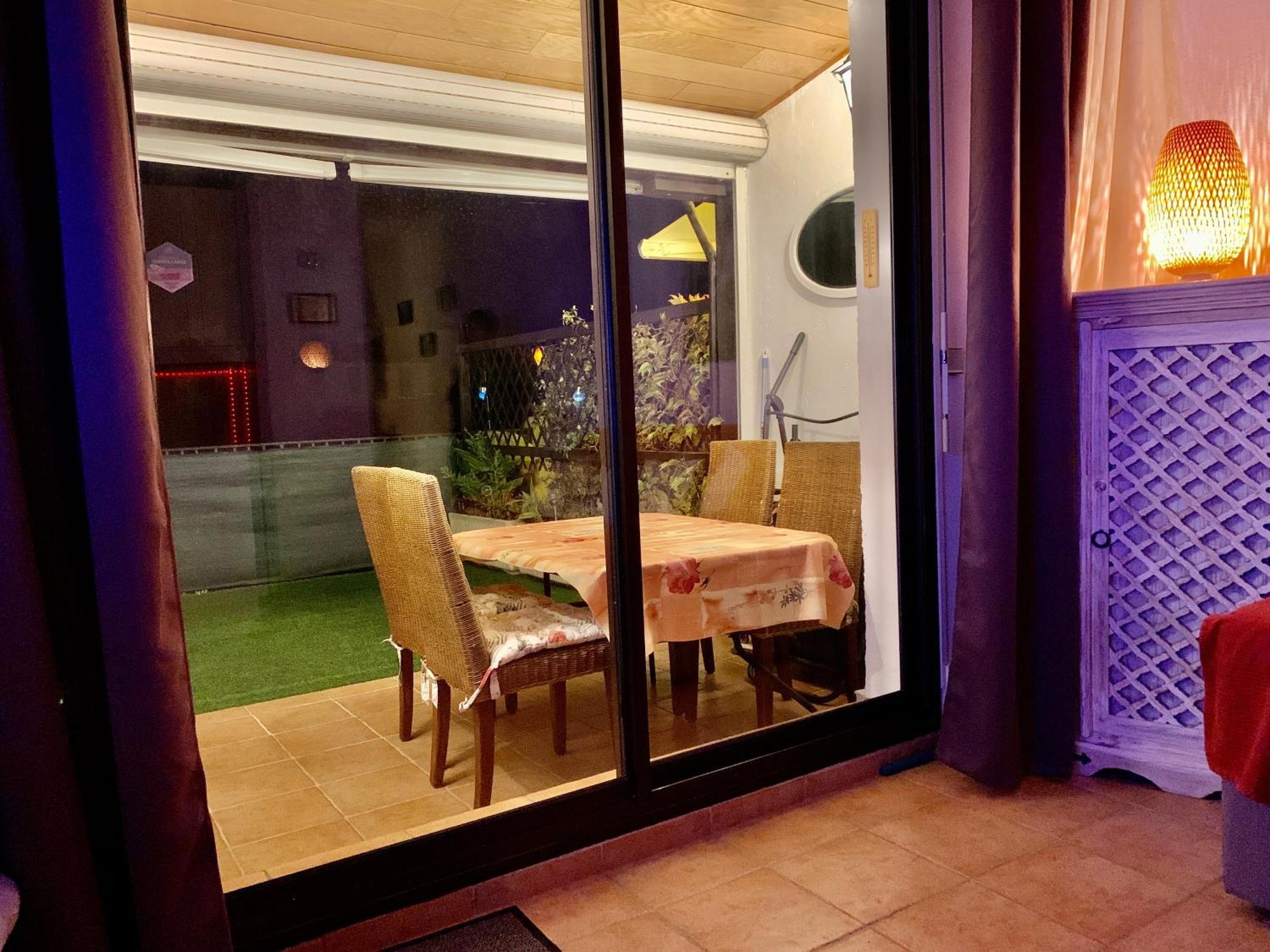 Appartement rue de l'amarrage à PORT GRIMAUD avec Terrasse vue canaux et garage Esterno foto
